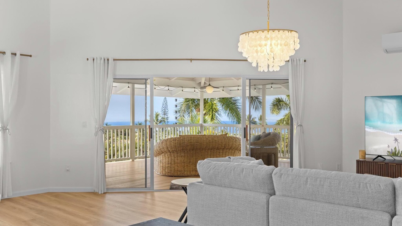Photo of Livingroom in Kona Palisades