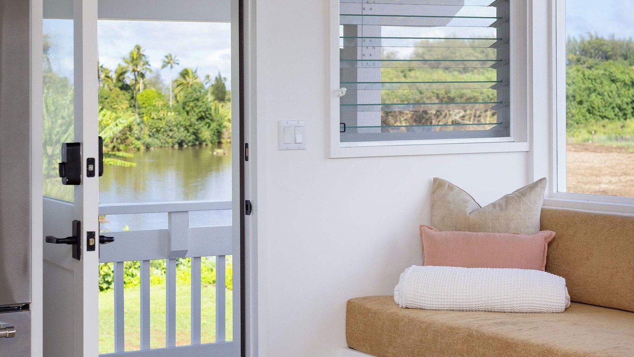 Photo of Livingroom in Hanalei