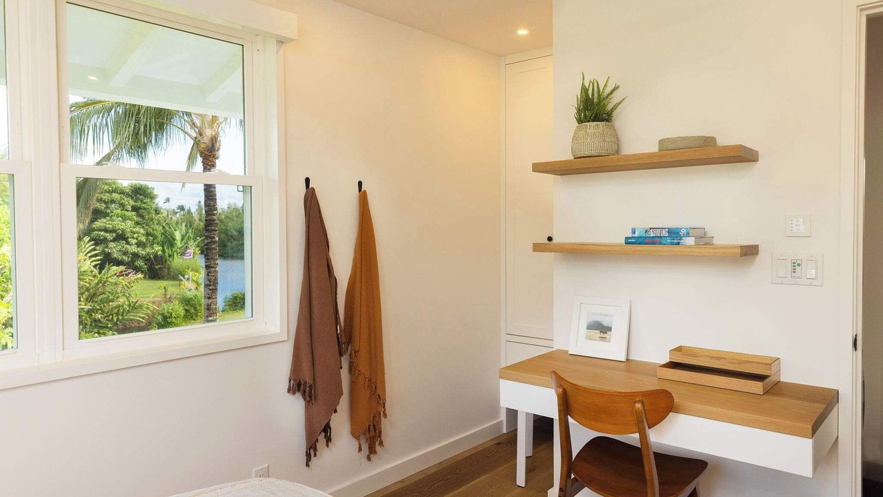 Photo of Bedroom in Hanalei
