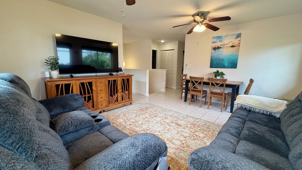 Photo of Livingroom in McCully - Moiliili