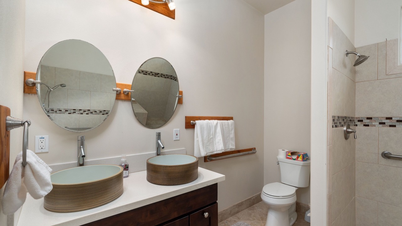 Photo of Bathroom in Keaau