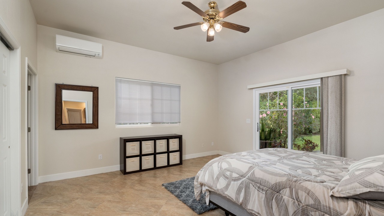Photo of Bedroom in Keaau