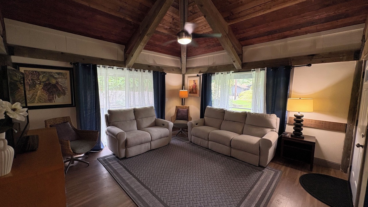Photo of Livingroom in Hauula