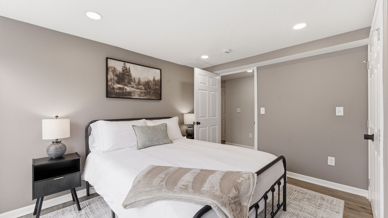 Photo of Bedroom in Logan