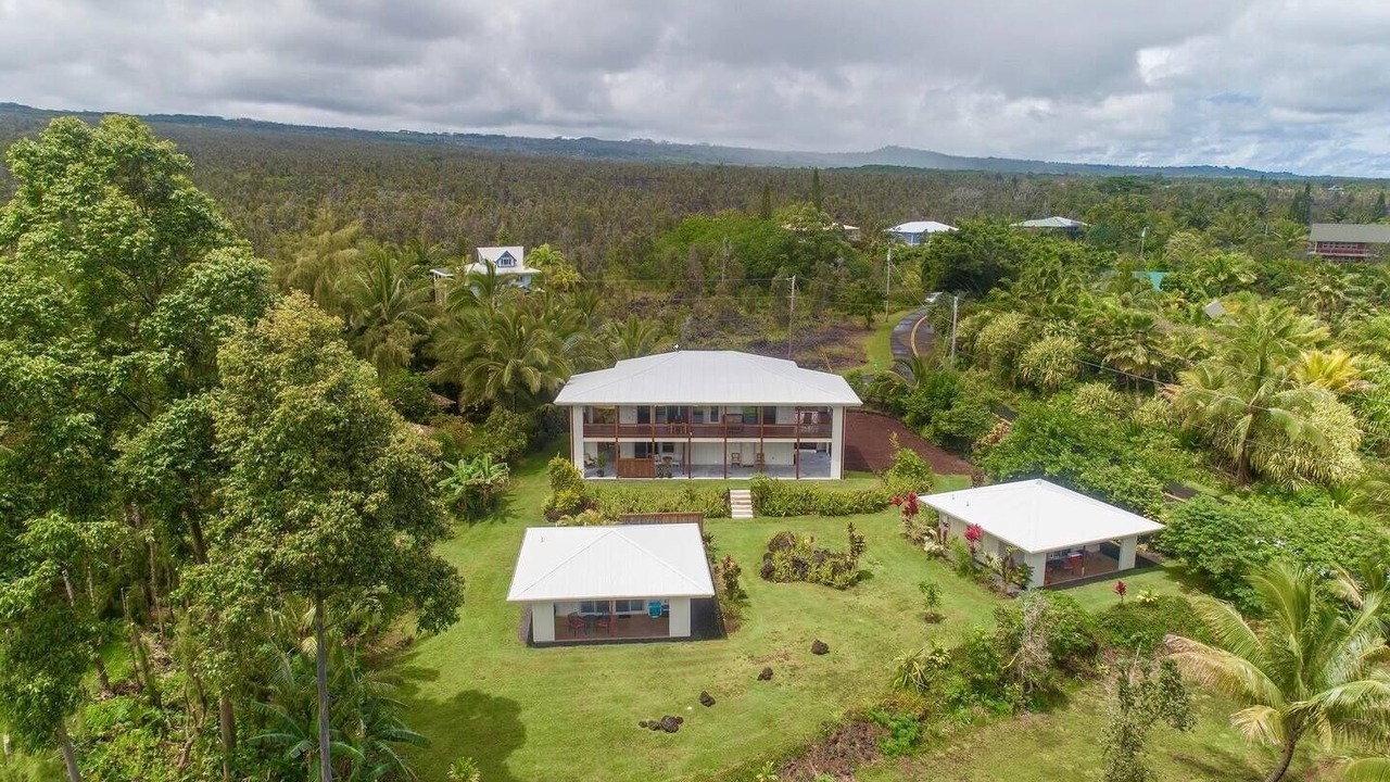 Photo of Outdoor in Puna Palisades