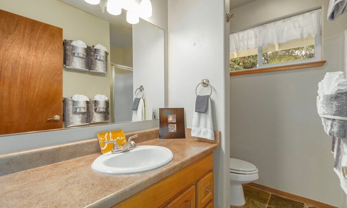 Photo of Bathroom in Ohia Estates