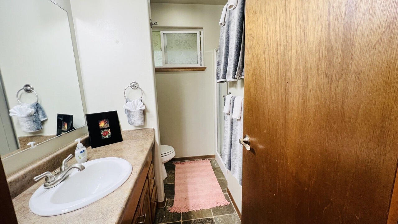 Photo of Bathroom in Ohia Estates