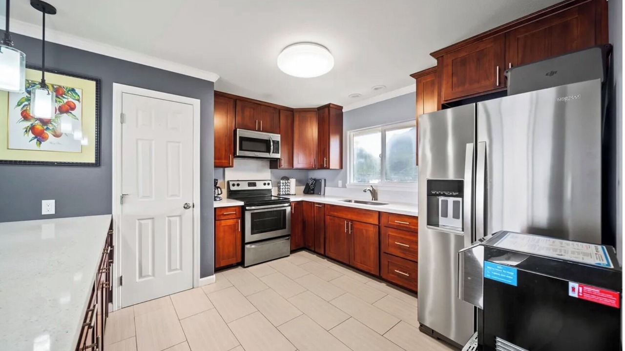 Photo of Kitchen in Punaluu