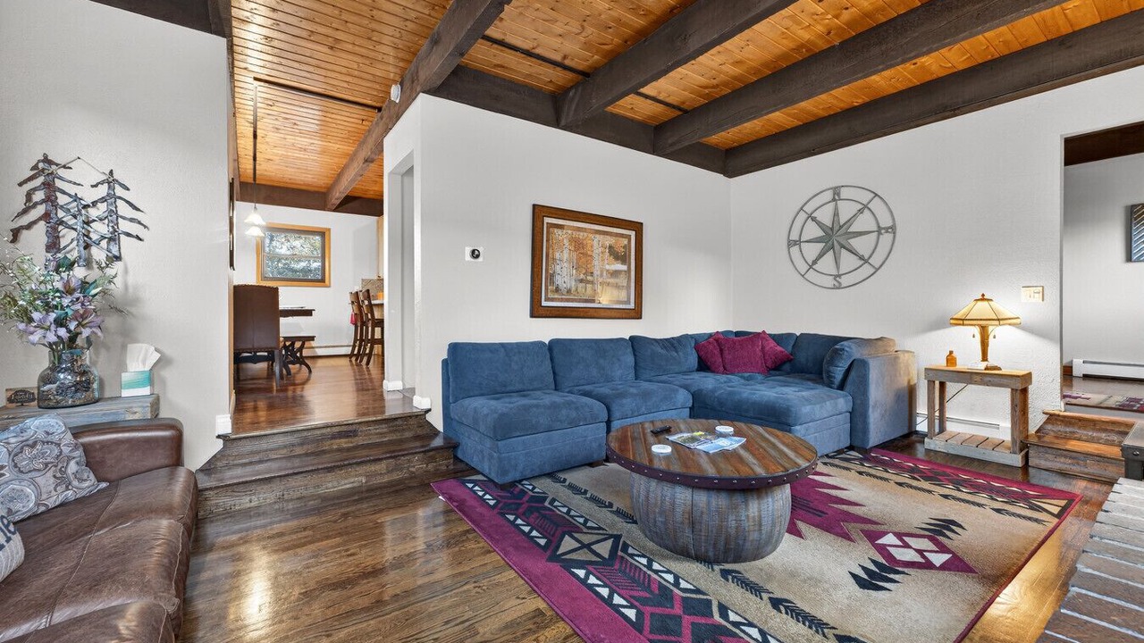 Photo of Livingroom in Idaho Springs