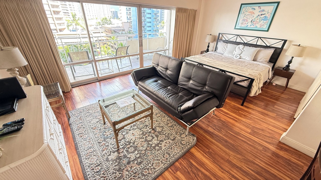 Photo of Bedroom in Waikiki