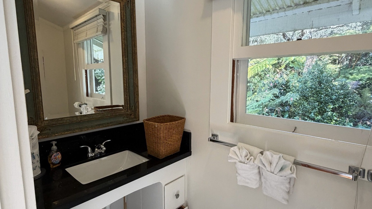 Photo of Bathroom in Volcano