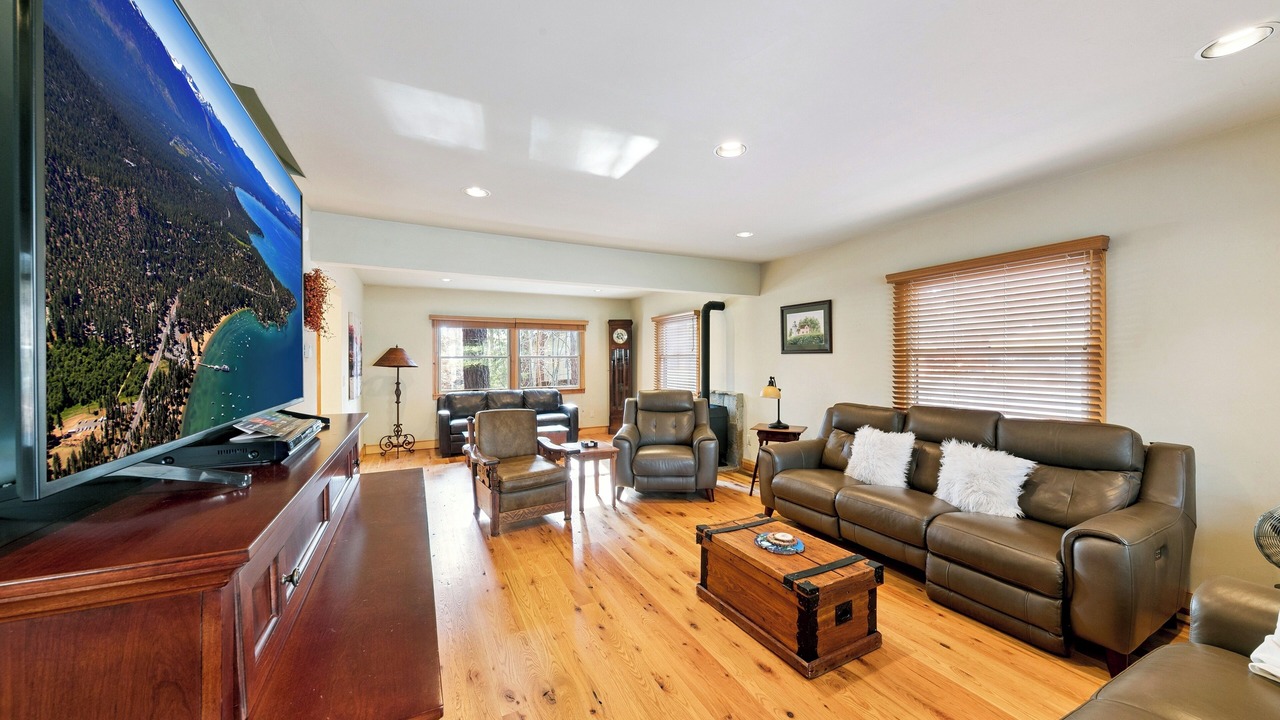 Photo of Livingroom in Elk Point