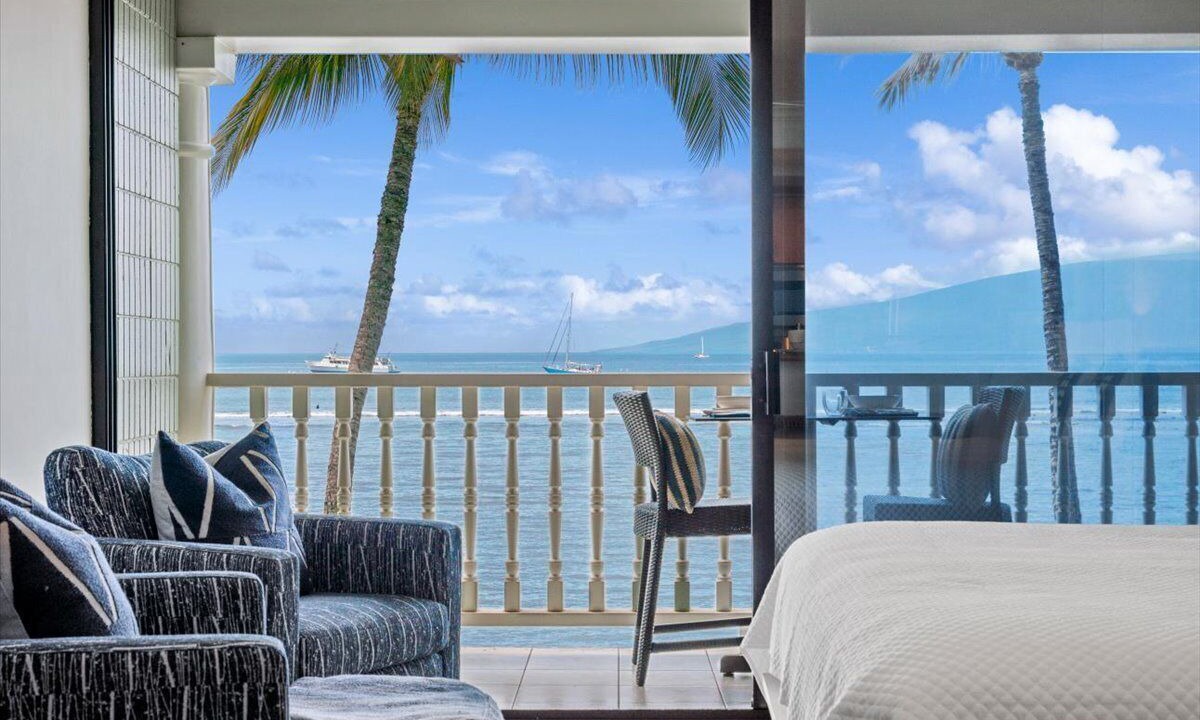 Photo of Bedroom in Historic Lahaina Front Street