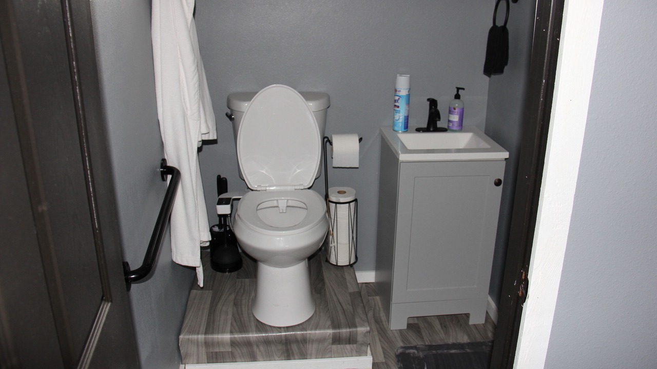 Photo of Bathroom in Keaau