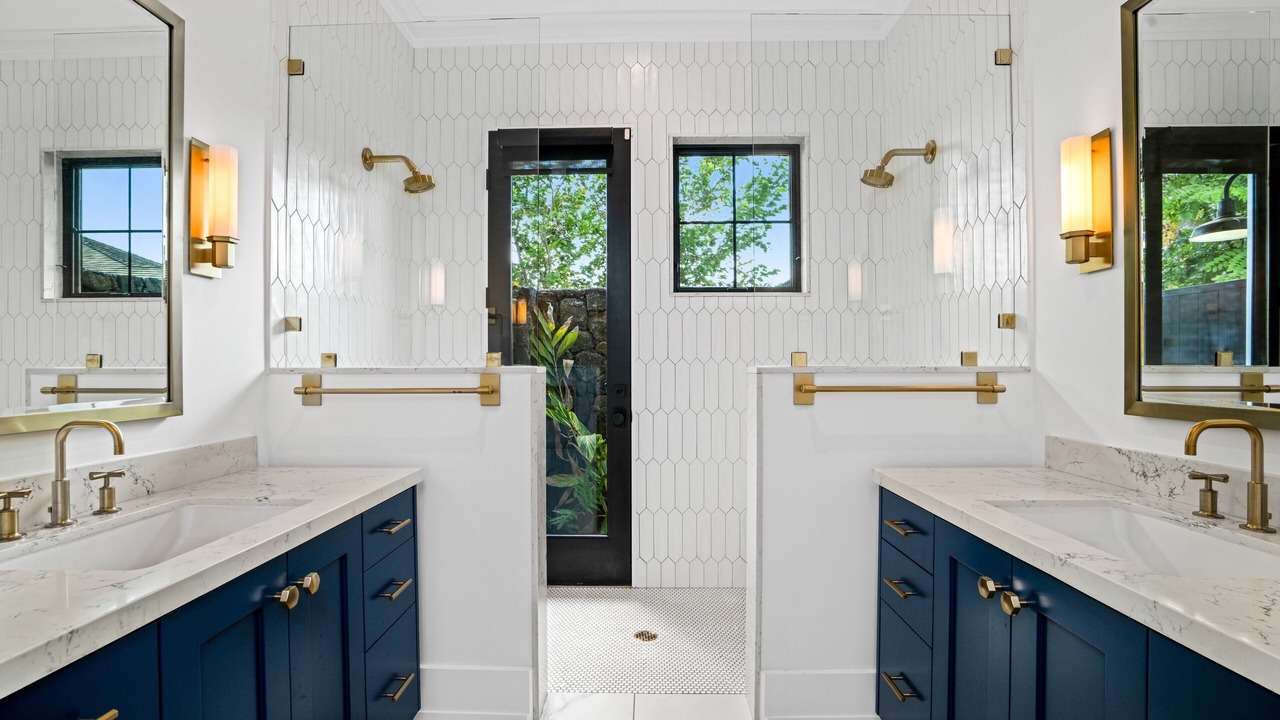 Photo of Bathroom in Poipu
