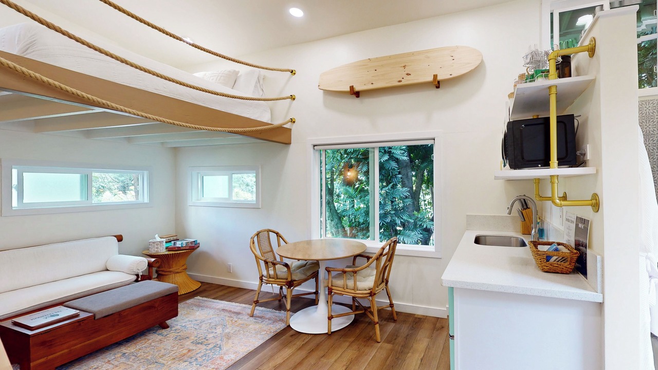 Photo of Livingroom in Mililani