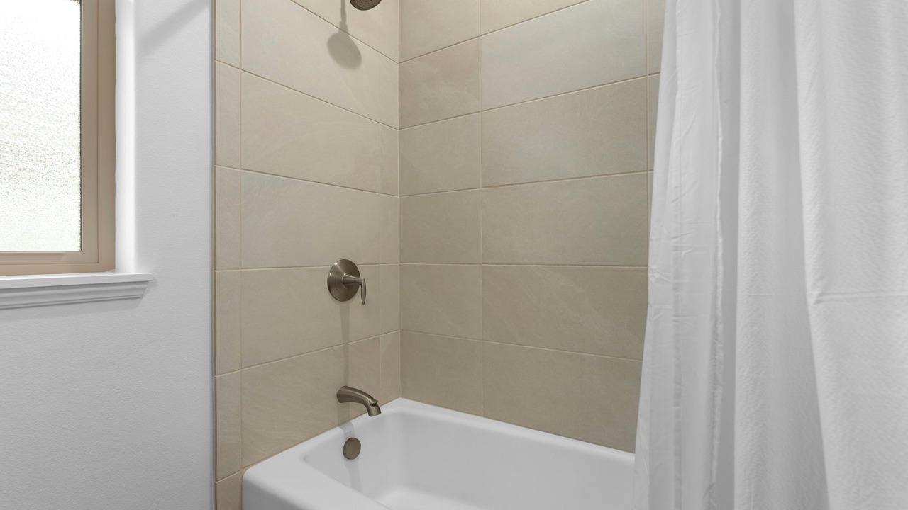Photo of Bathroom in Makaha Valley