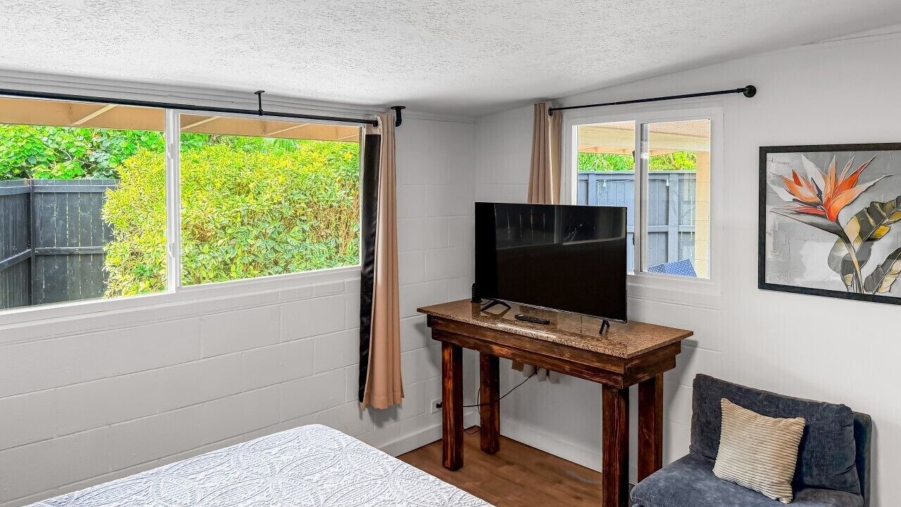 Photo of Bedroom in Mokuleia
