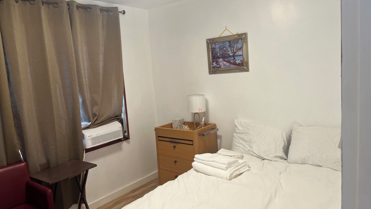 Photo of Bedroom in Liliha - Kapalama