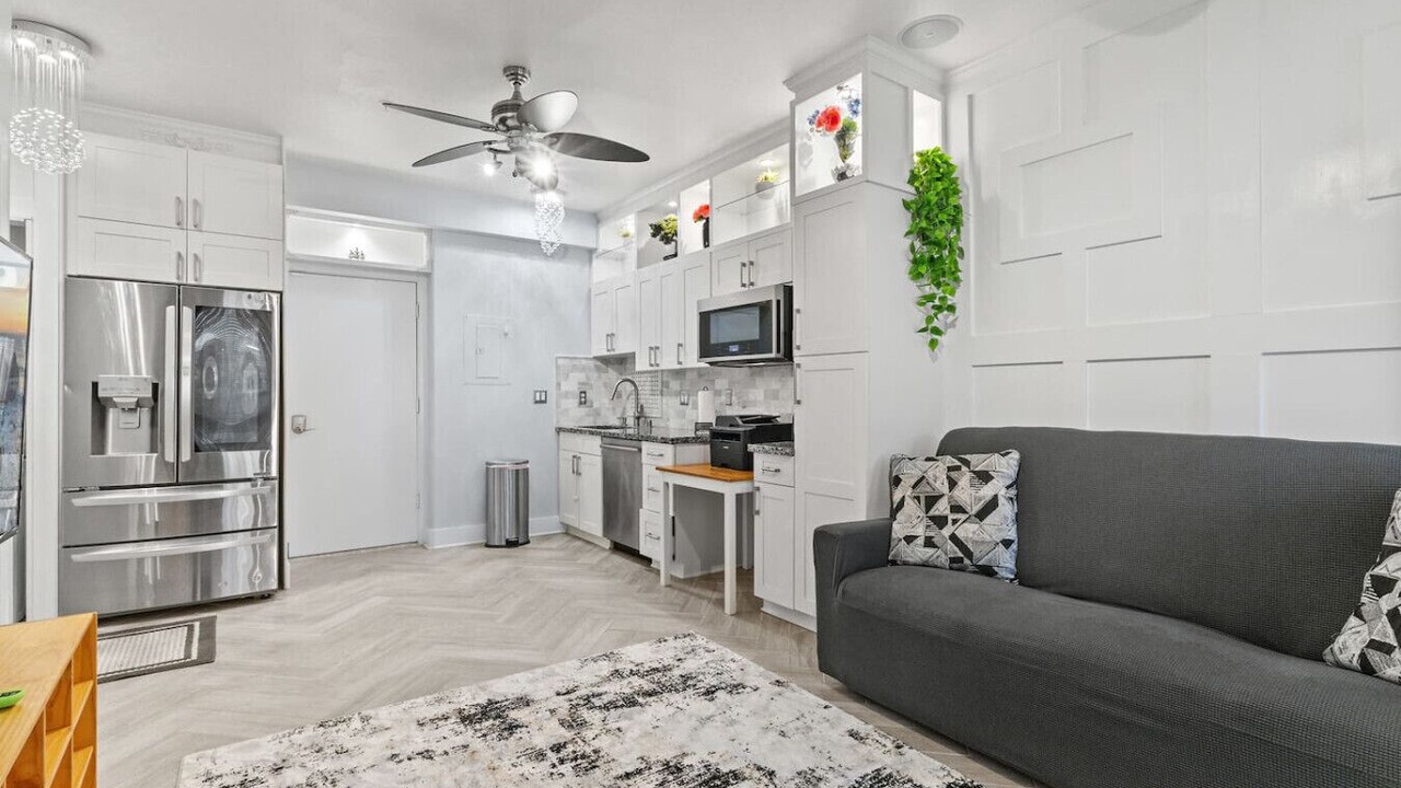 Photo of Livingroom in Ewa