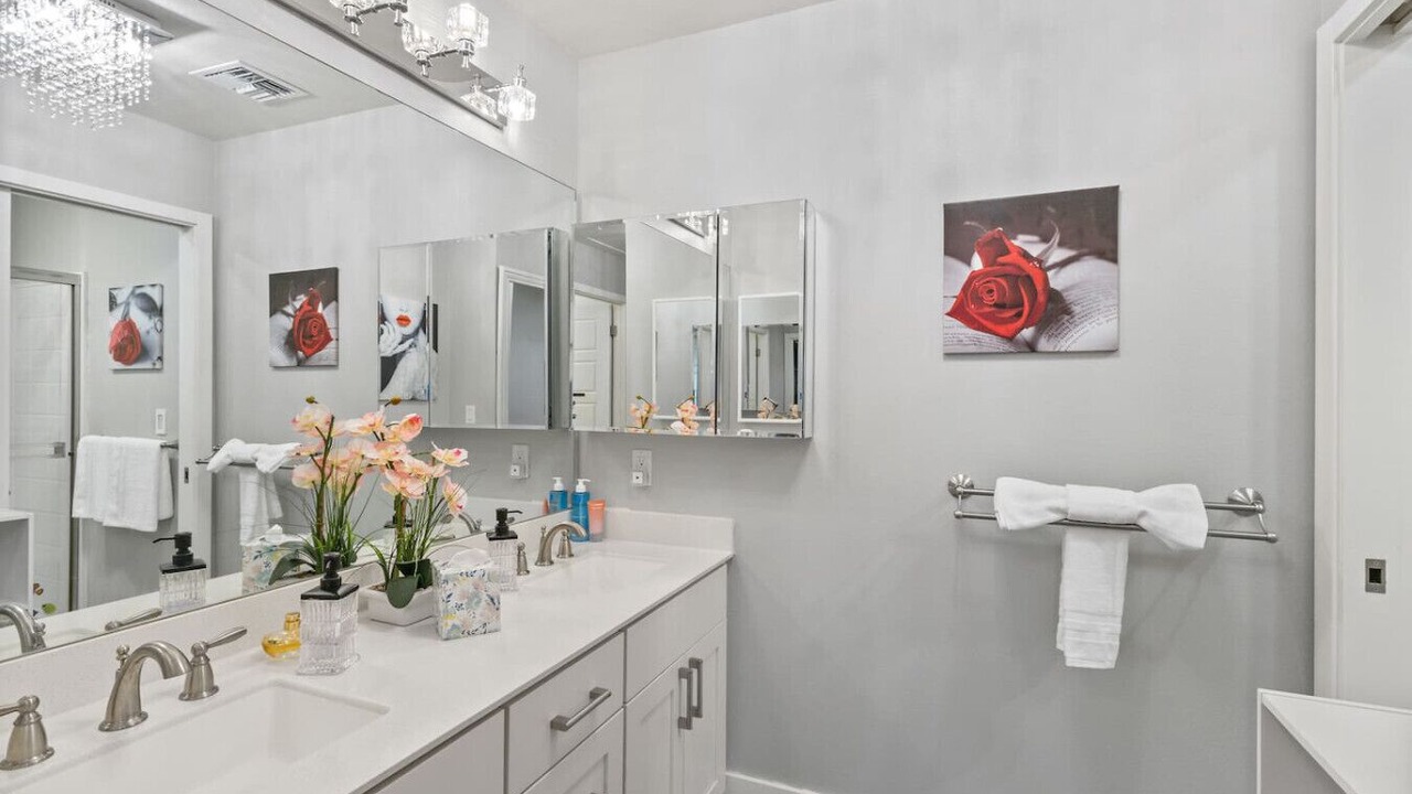 Photo of Bathroom in Ewa