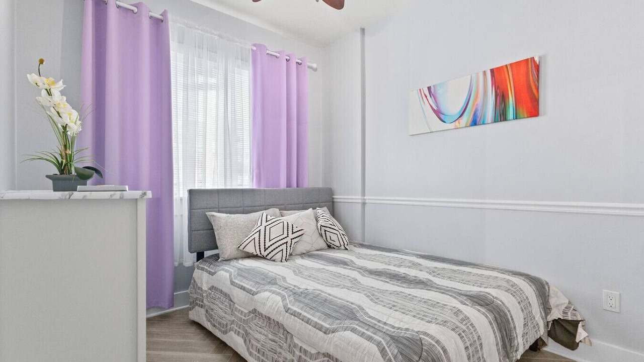 Photo of Bedroom in Ewa