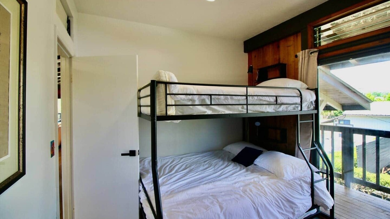 Photo of Bedroom in Orchidlands Estates