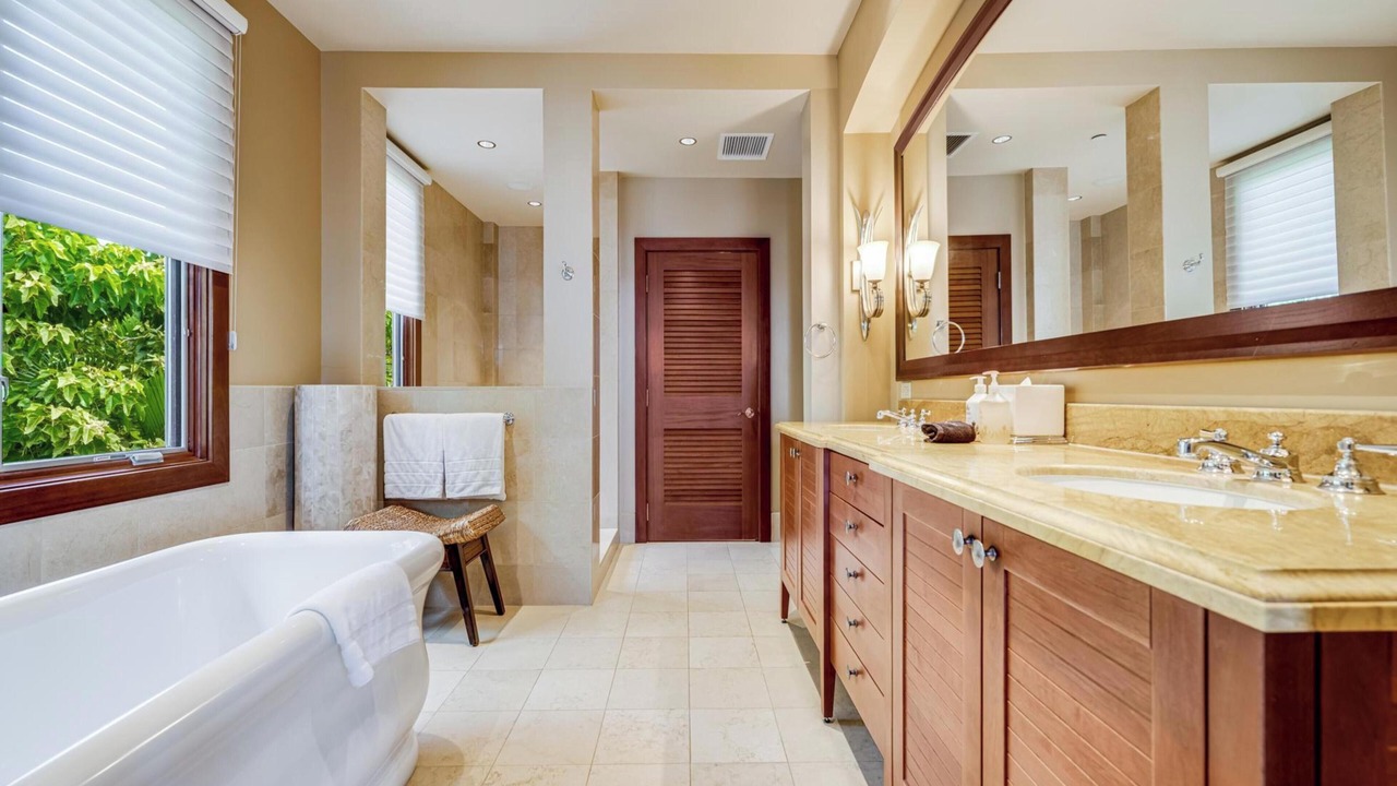 Photo of Bathroom in Wailea