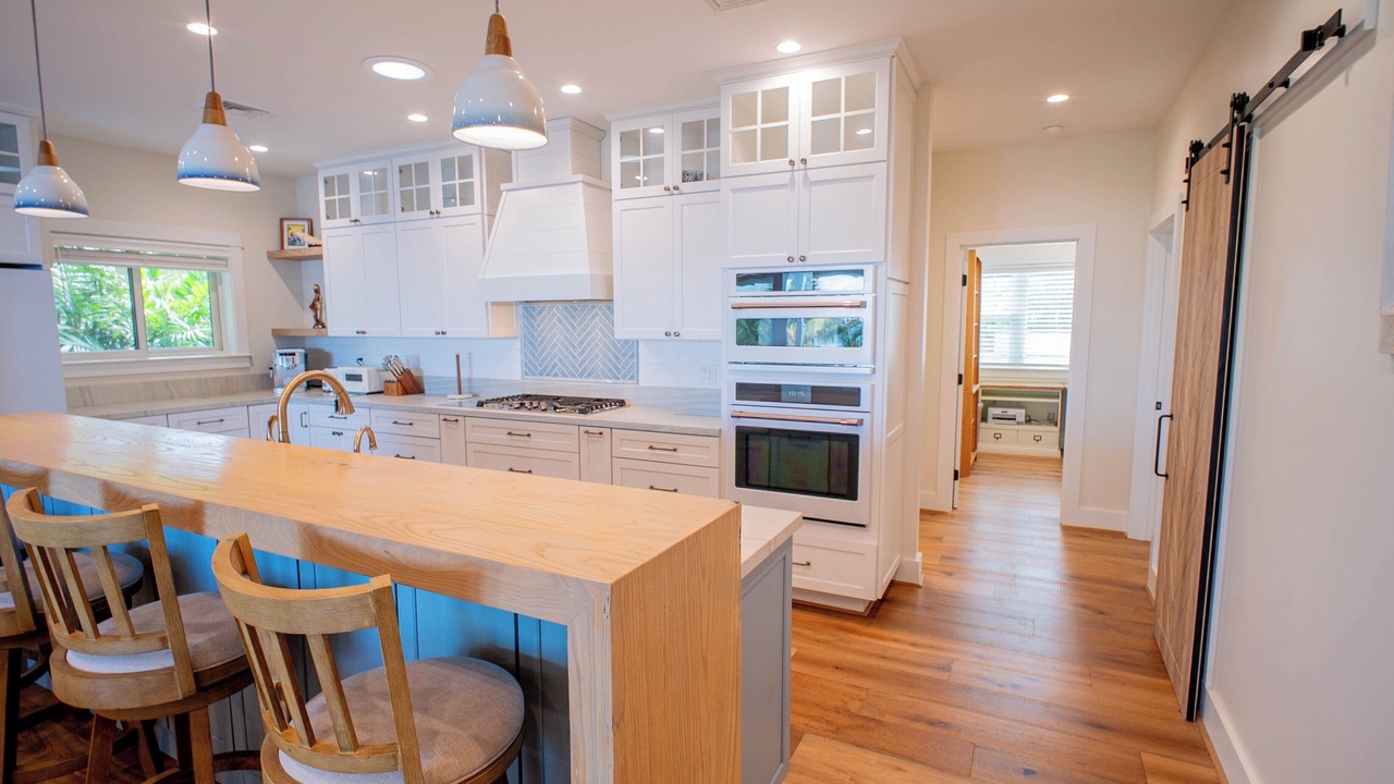 Photo of Kitchen in Mokuleia
