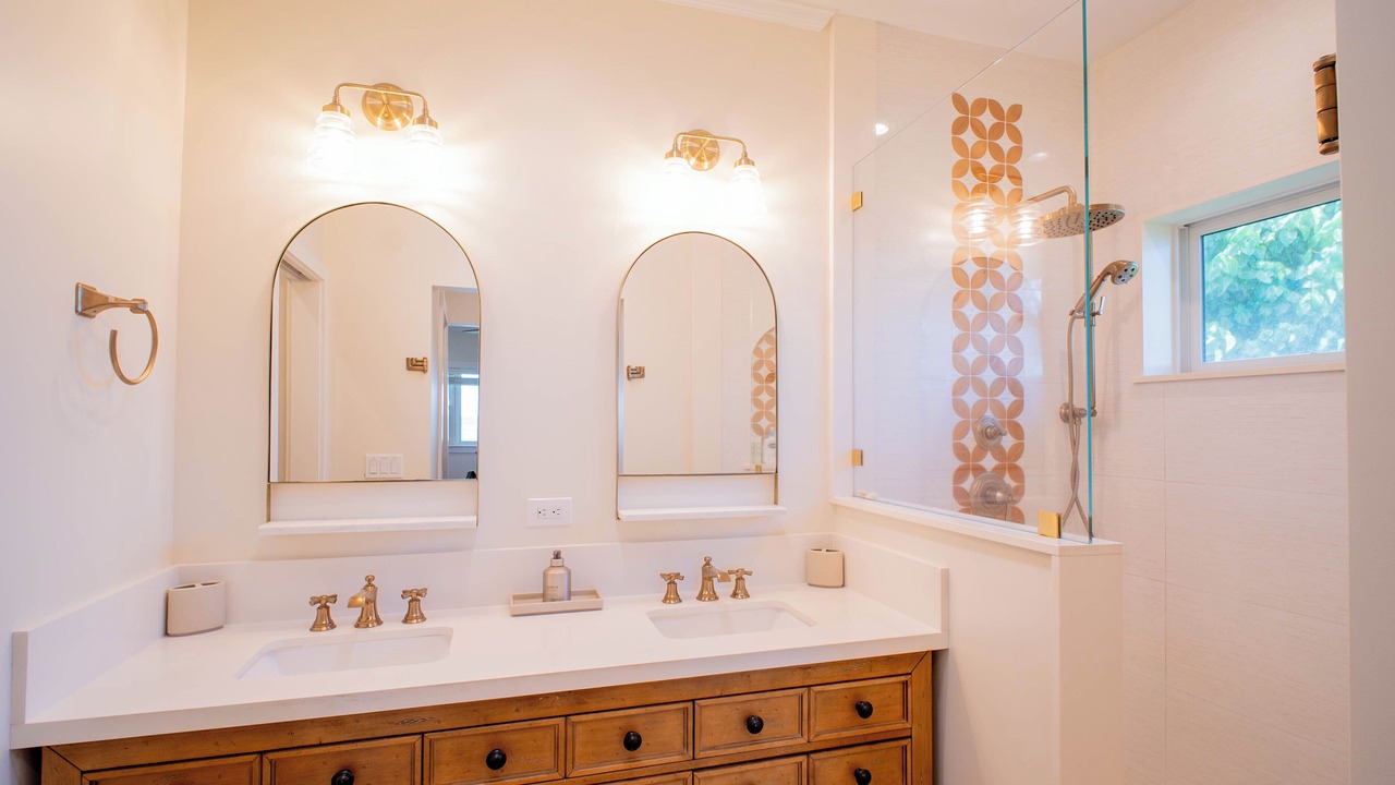 Photo of Bathroom in Mokuleia