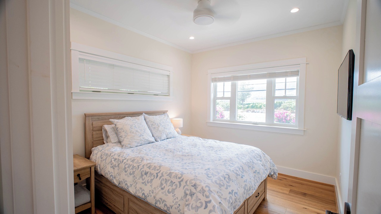 Photo of Bedroom in Mokuleia