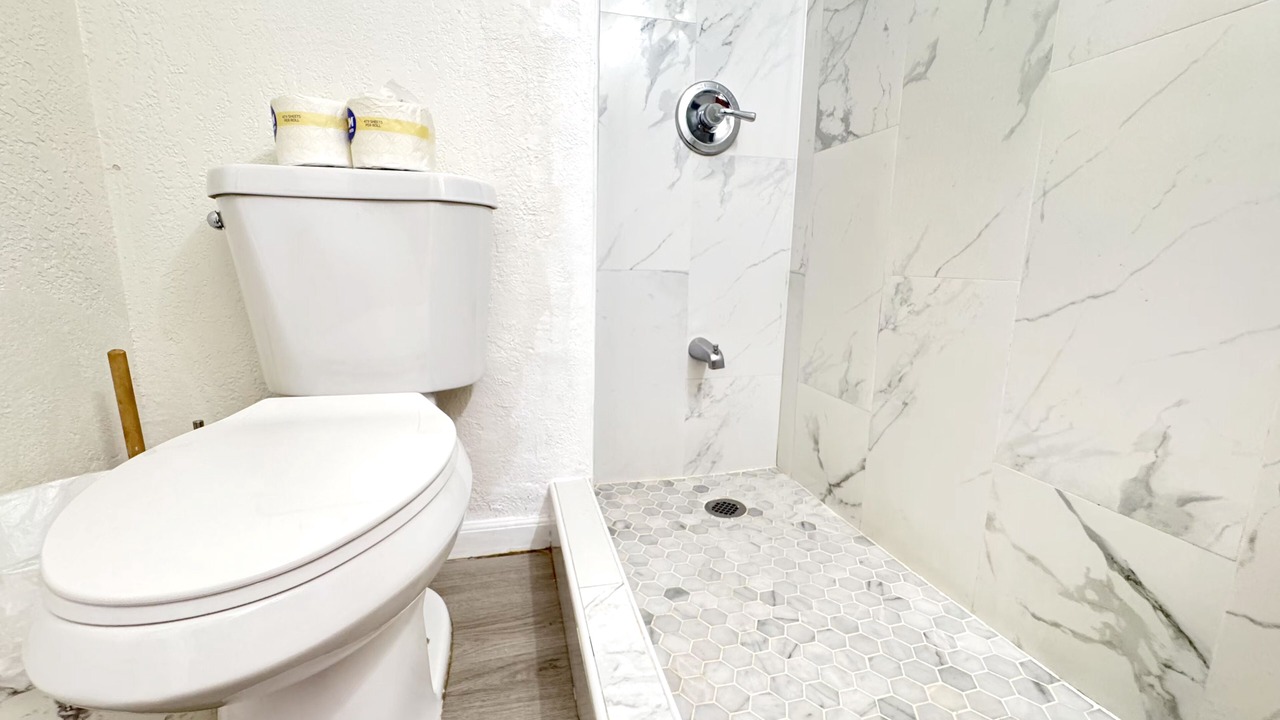 Photo of Bathroom in Waikiki