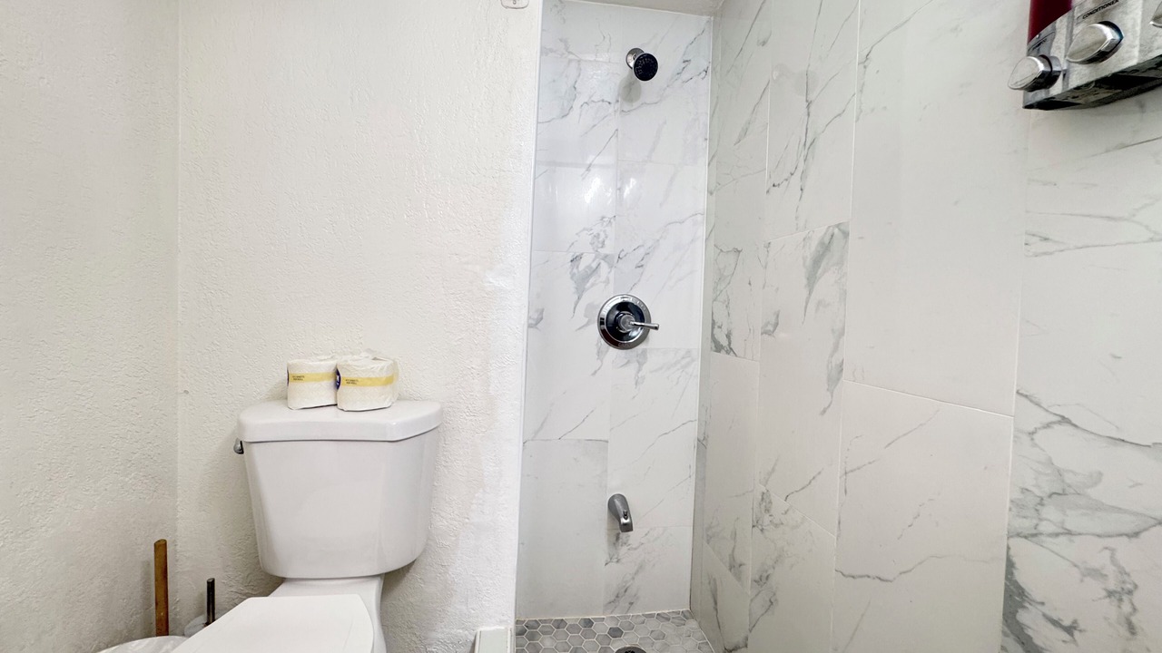 Photo of Bathroom in Waikiki