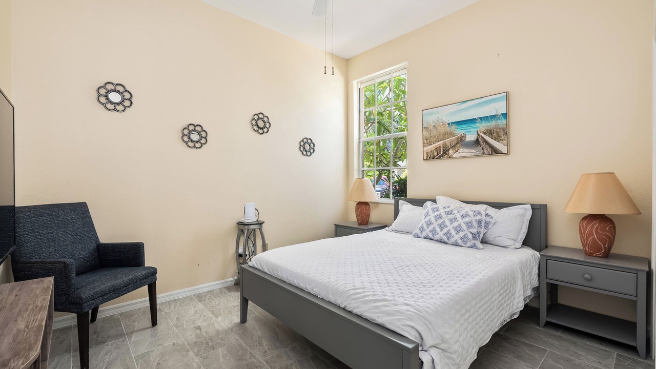 Photo of Bedroom in Crown Pointe