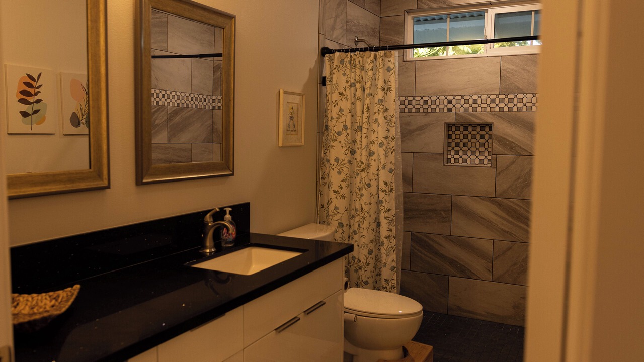 Photo of Bathroom in Keaau