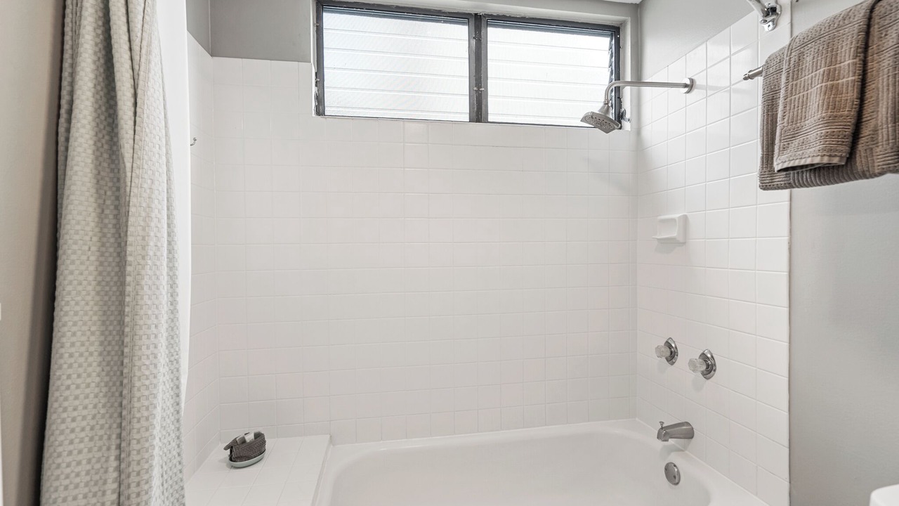 Photo of Bathroom in Historic Kailua Village