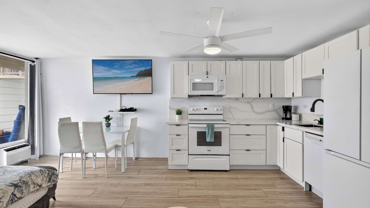 Photo of Kitchen in Punaluu