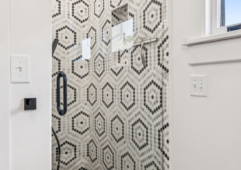 Photo of Bathroom in Belmont - Hillsboro