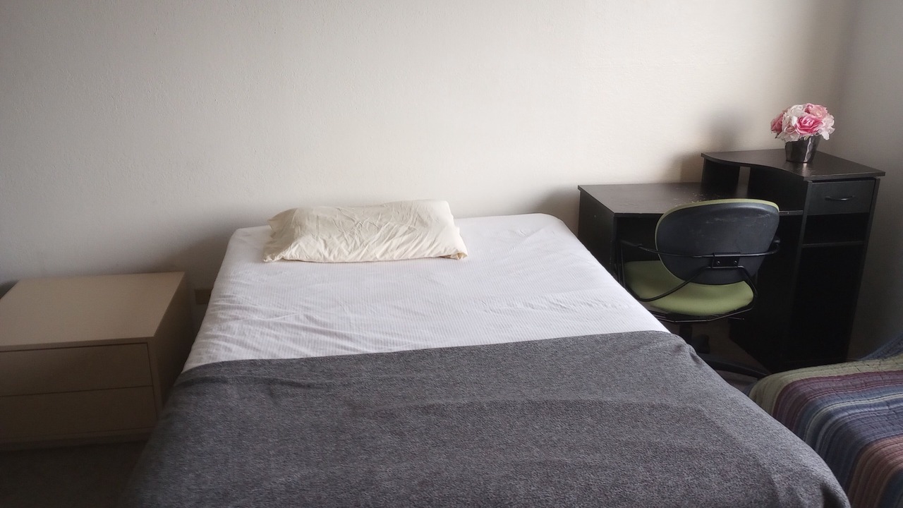 Photo of Bedroom in Waikiki