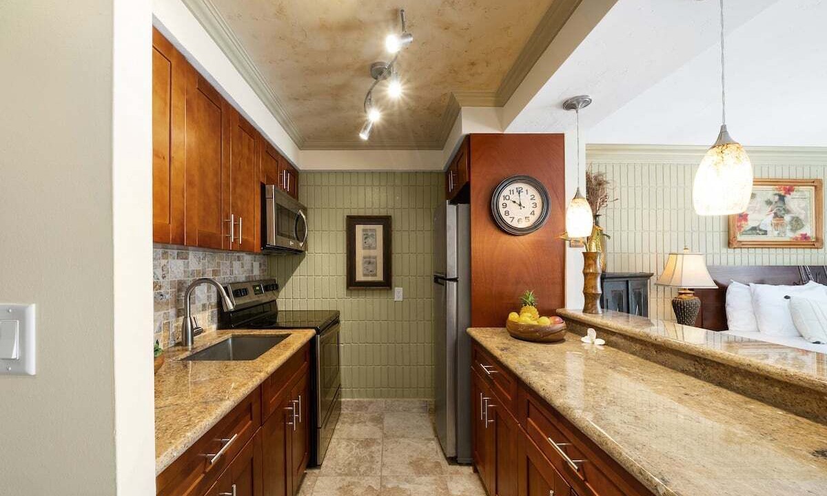 Photo of Kitchen in Historic Lahaina Front Street