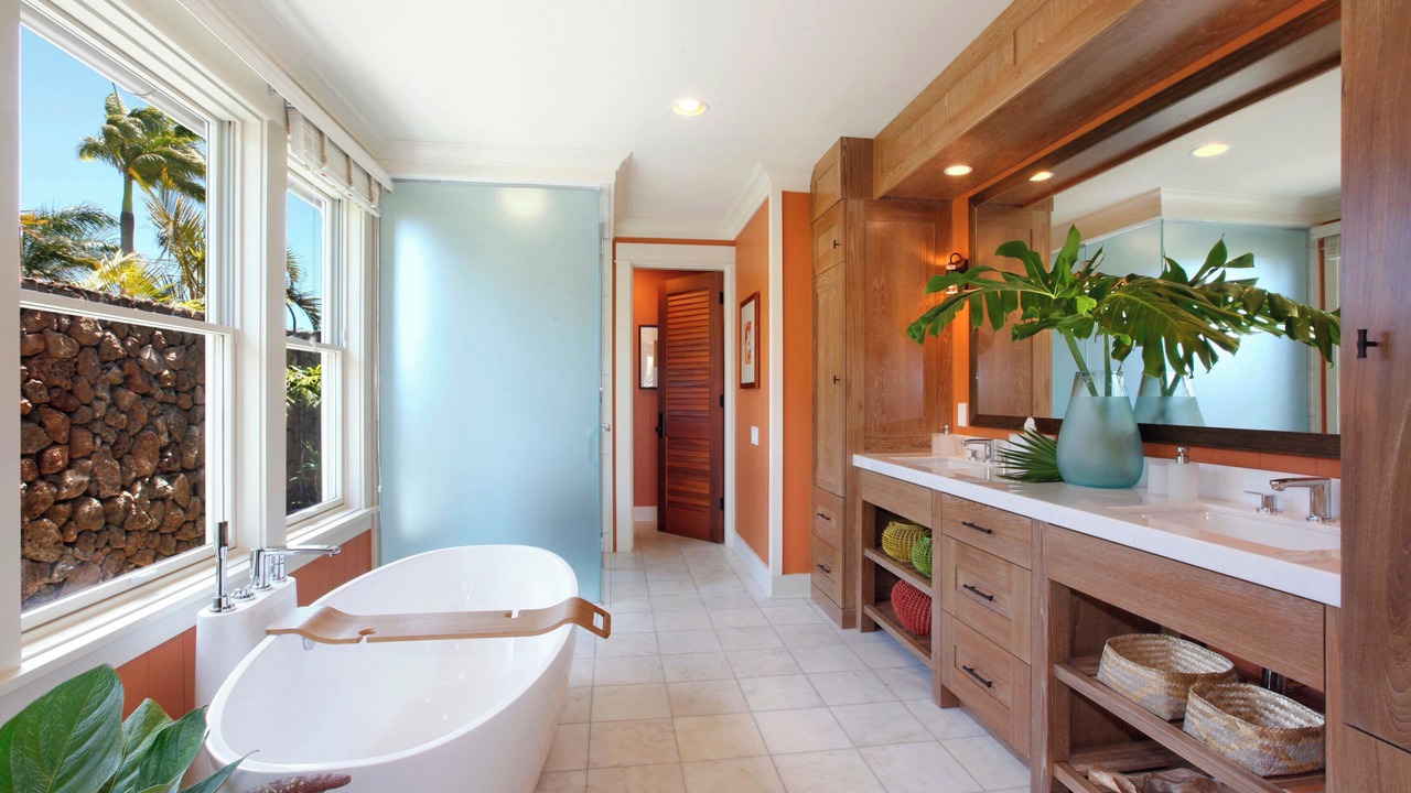 Photo of Bathroom in Poipu