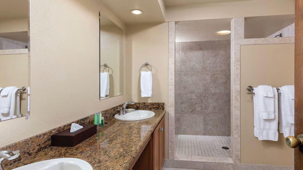 Photo of Bathroom in Kahaluu-Keauhou