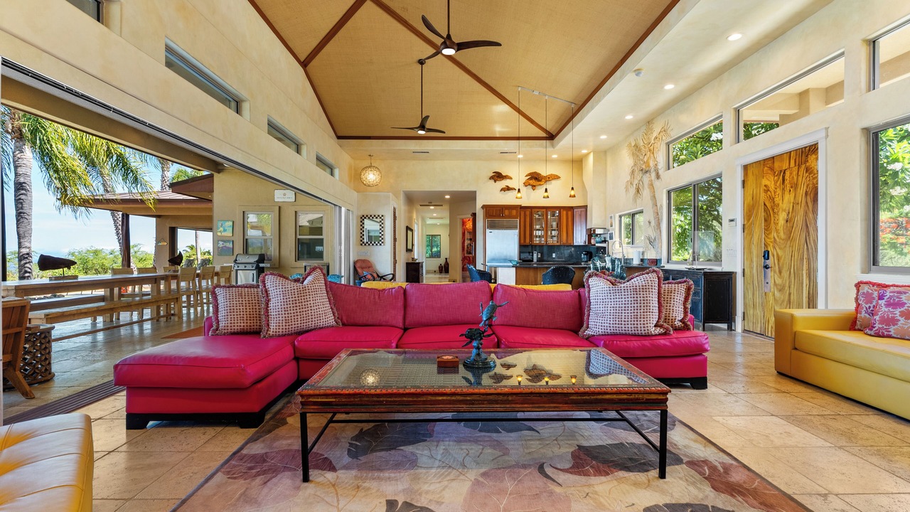 Photo of Livingroom in Kamuela