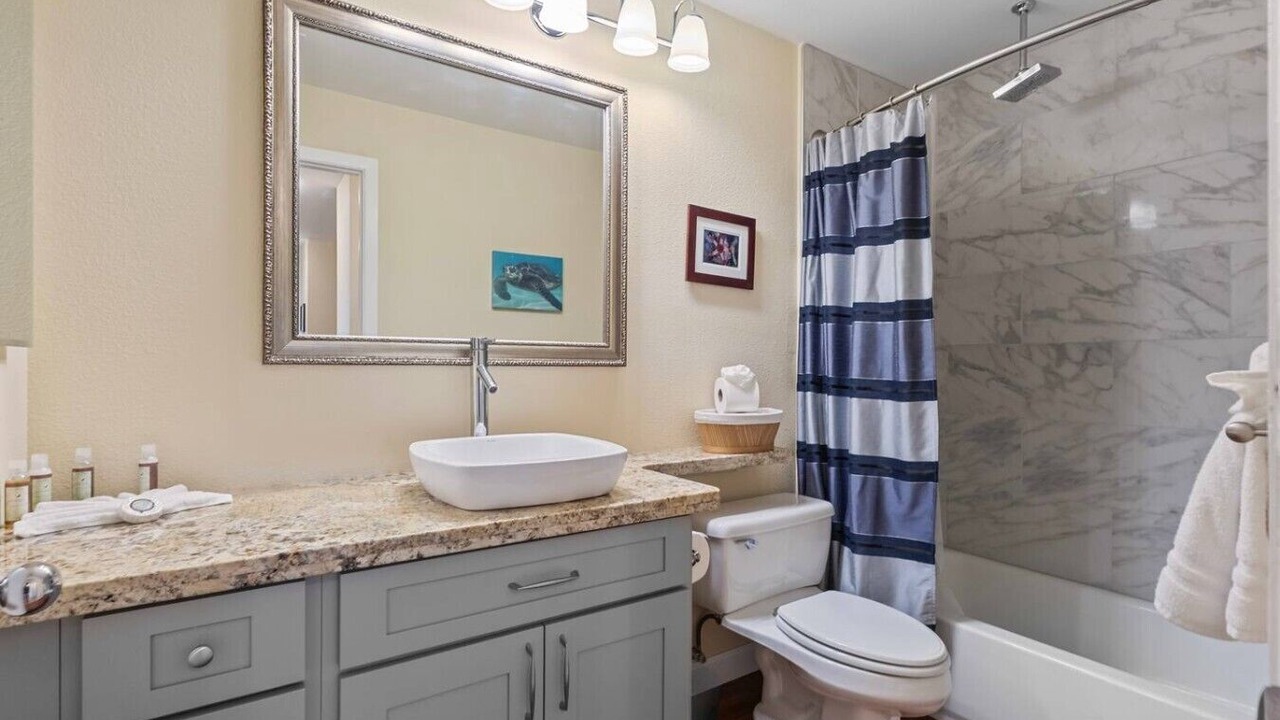Photo of Bathroom in Kapolei