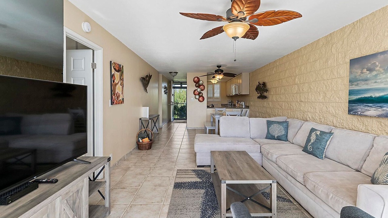 Photo of Bedroom in Maalaea
