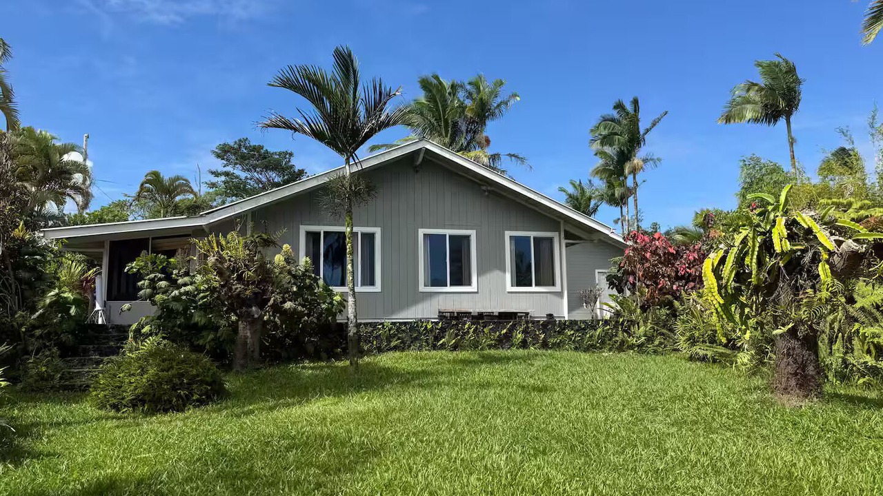 Photo of Outdoor in Leilani Estates