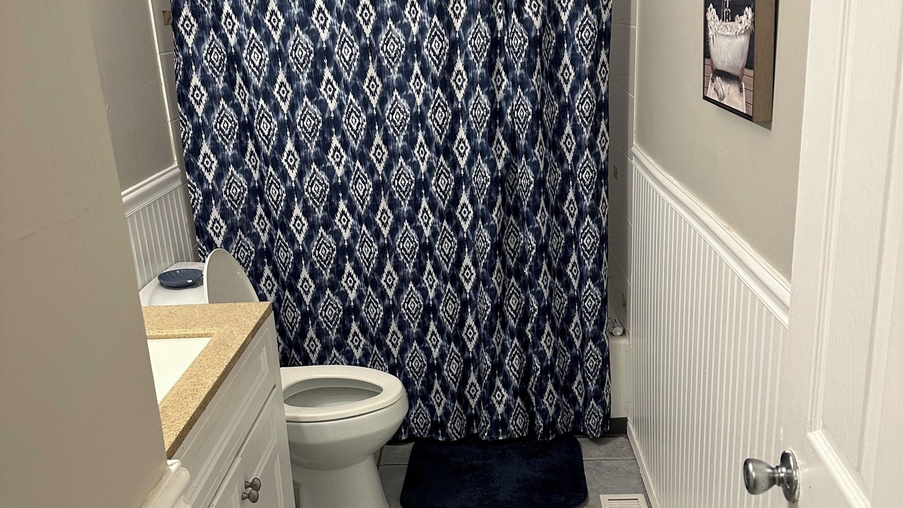 Photo of Bathroom in Batavia