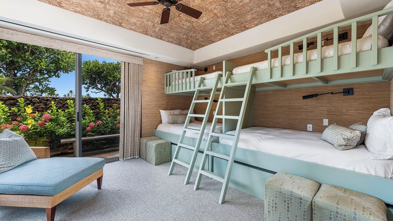 Photo of Bedroom in Kaupulehu