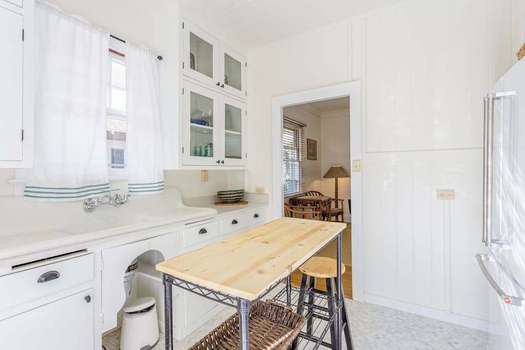 Photo of Kitchen in Diamond Head - Kapahulu - St. Louis