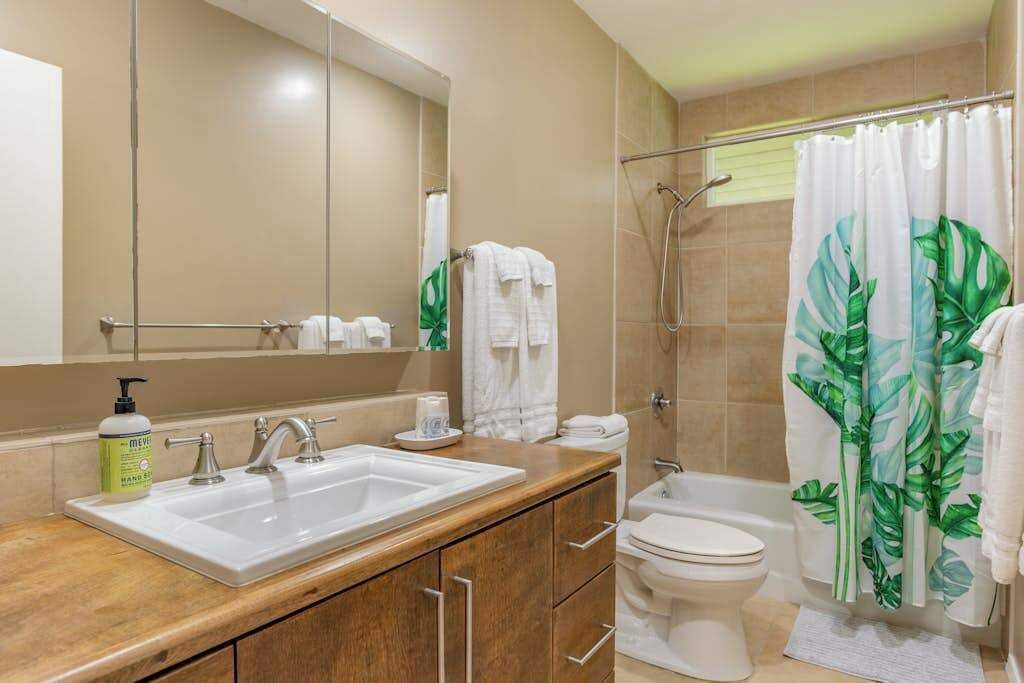Photo of Bathroom in Volcano